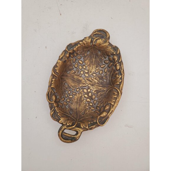 Vintage / BRASS SOAP DISH / Solid Brass Soap Holder Soap Dispenser Vintage - Picture 3 of 10